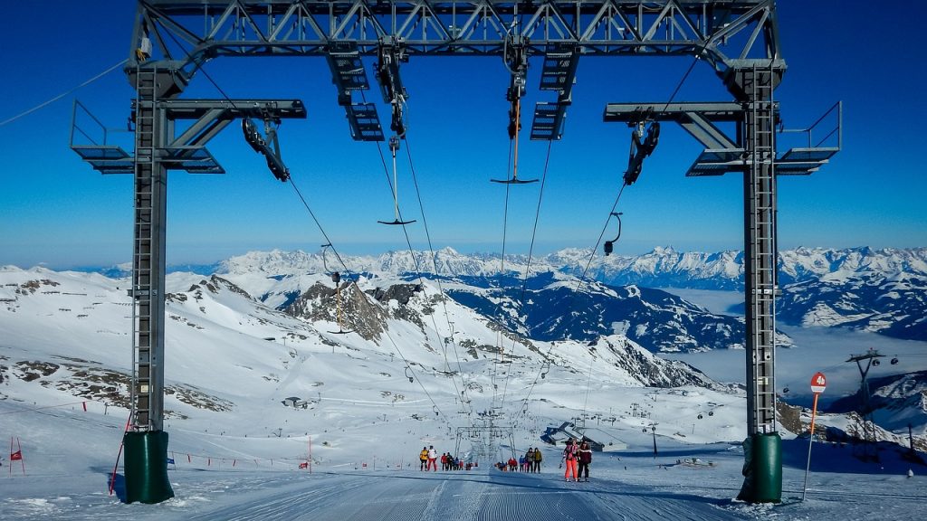 How to find the best ski holiday deals?