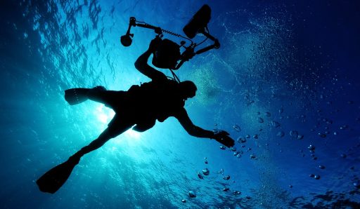 What are the top travel destinations for scuba diving?