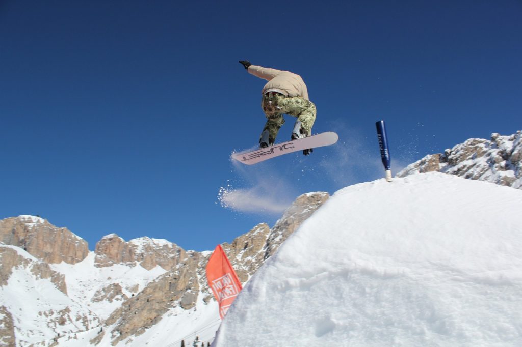 What are the top ski destinations for snowboarding enthusiasts?